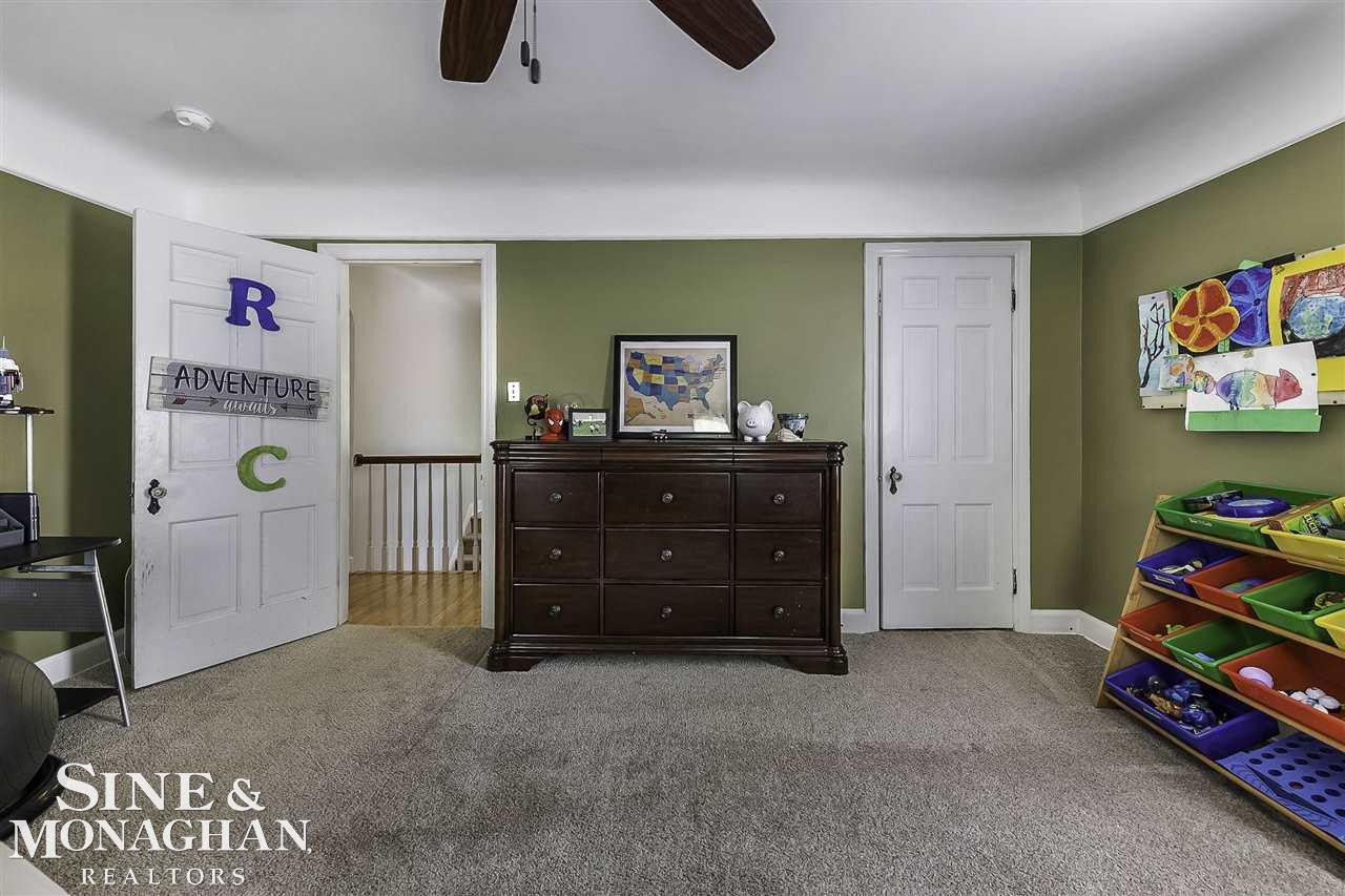 468 Fisher Road Grosse Pointe Farms, MI 48230 - Photo 22 of 36