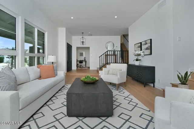 $1,680,000 | 136 Erten Street, Thousand Oaks, CA 91360