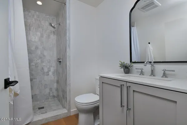 $1,630,000 | 136 Erten Street, Thousand Oaks, CA 91360