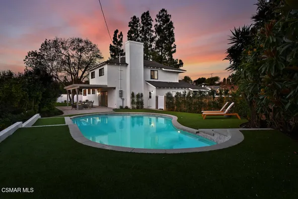 $1,630,000 | 136 Erten Street, Thousand Oaks, CA 91360