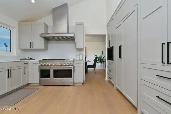 $1,630,000 | 136 Erten Street, Thousand Oaks, CA 91360