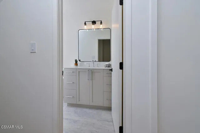 $1,680,000 | 136 Erten Street, Thousand Oaks, CA 91360