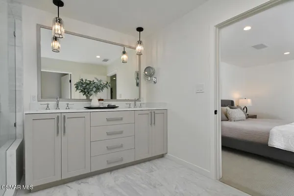$1,630,000 | 136 Erten Street, Thousand Oaks, CA 91360