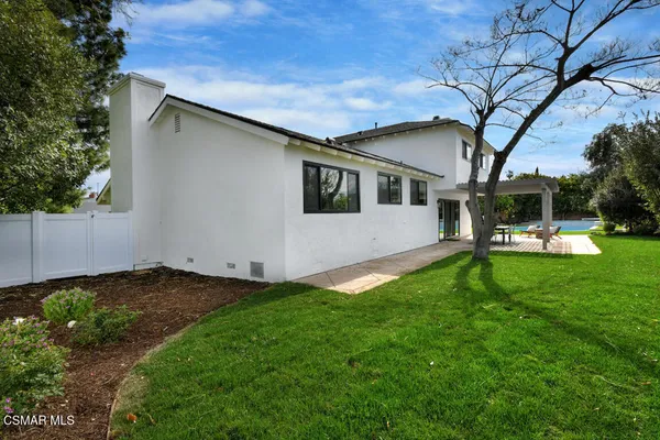 $1,630,000 | 136 Erten Street, Thousand Oaks, CA 91360