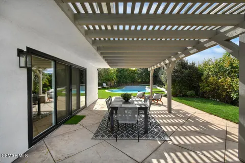 $1,680,000 | 136 Erten Street, Thousand Oaks, CA 91360