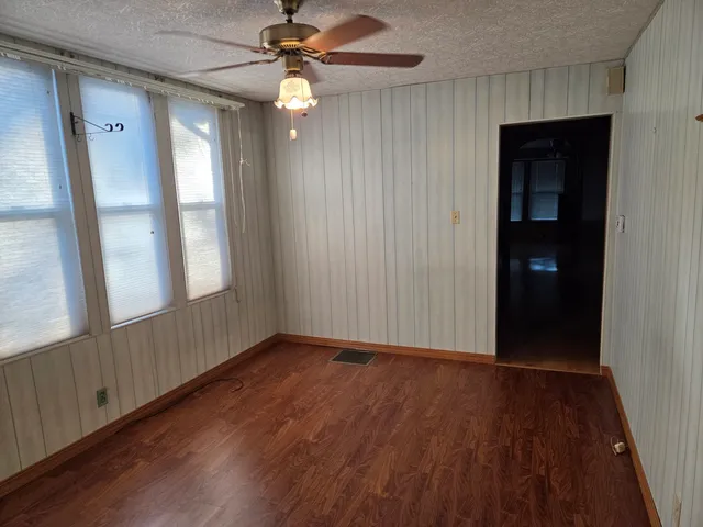 $140,000 | 712 East Monroe Street, Bloomington, IL 61701