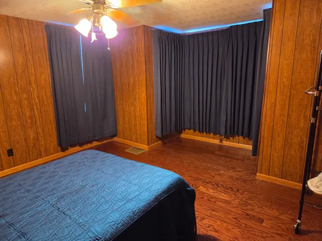 $140,000 | 712 East Monroe Street, Bloomington, IL 61701