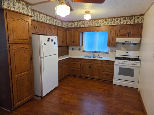 $140,000 | 712 East Monroe Street, Bloomington, IL 61701