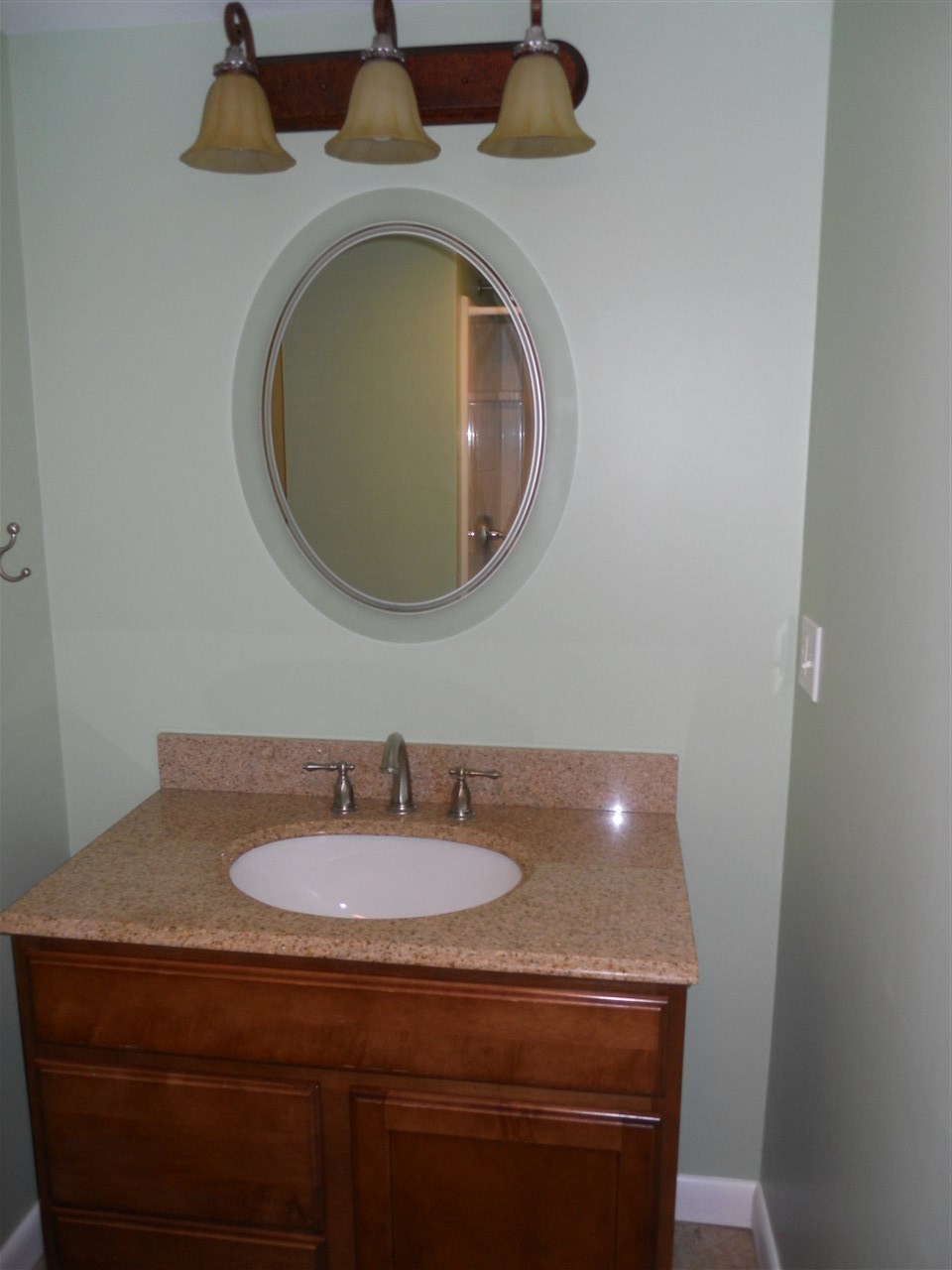 102 Pinecrest Road Rutland Town, VT 05701 - Photo 21 of 27