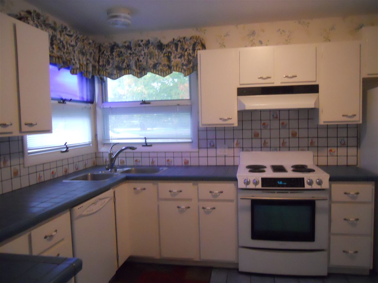 102 Pinecrest Road Rutland Town, VT 05701 - Photo 6 of 27