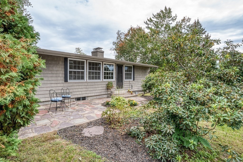 146 Brittany Road Springfield, MA 01151 - Photo 27 of 27