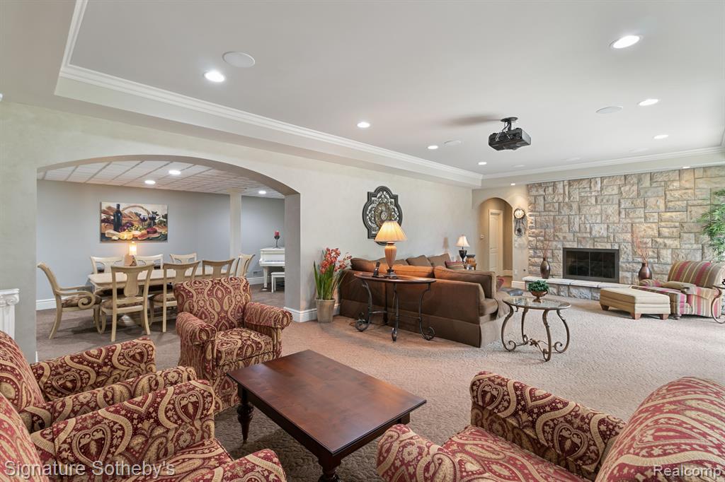 4649 Theheights Boulevard Rochester, MI 48306 - Photo 41 of 53 Gallery Image 41