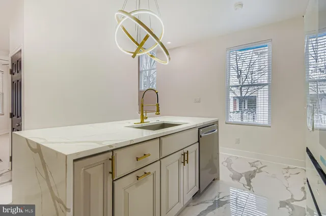 $649,999 | 6235 Bellona Avenue, Baltimore, MD 21212