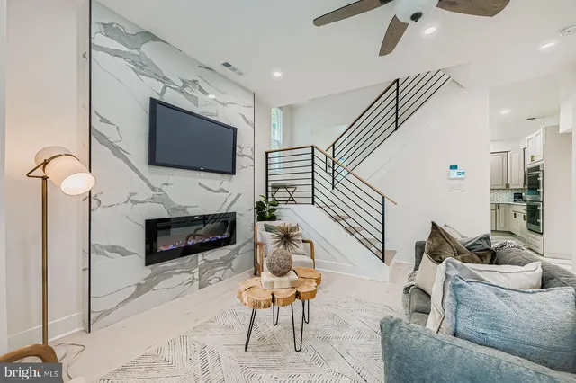 $649,999 | 6235 Bellona Avenue, Baltimore, MD 21212