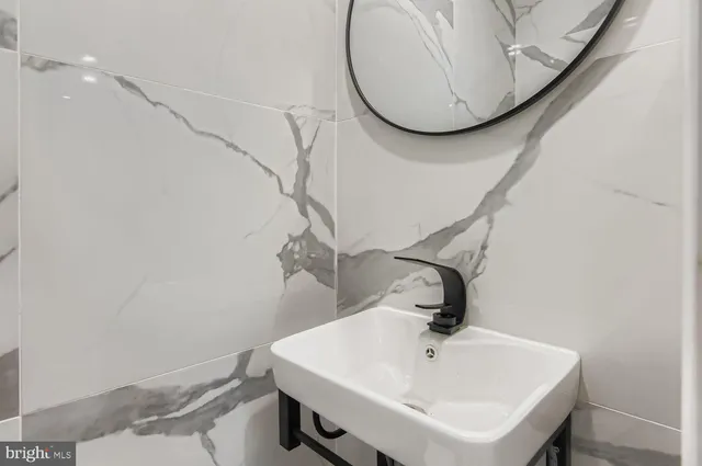 $649,999 | 6235 Bellona Avenue, Baltimore, MD 21212