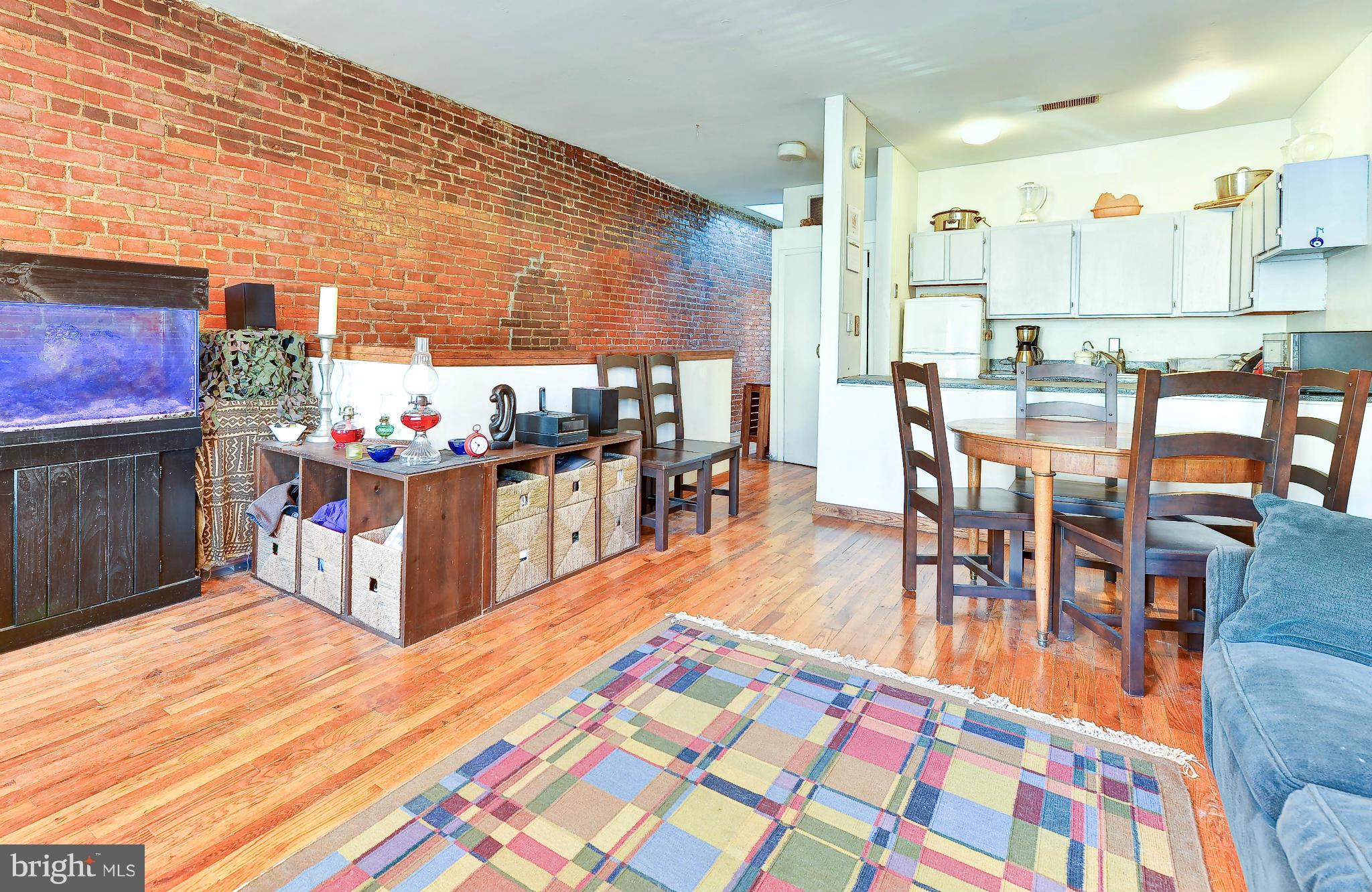 409 H Street Northeast Washington, DC 20002 - Photo 11 of 30 Living Room