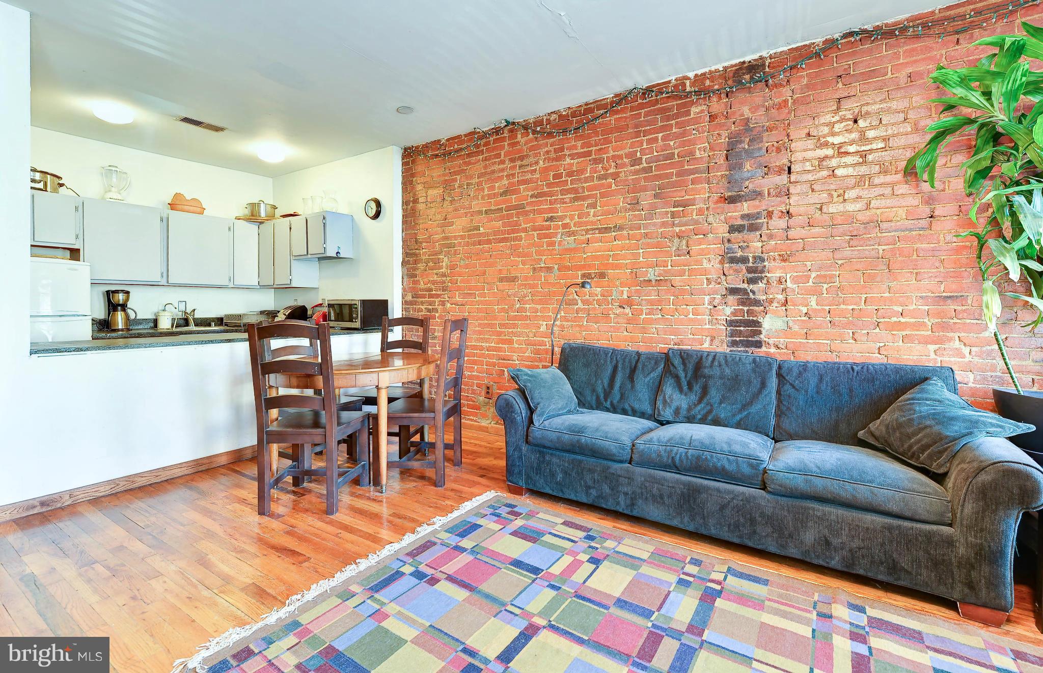 409 H Street Northeast Washington, DC 20002 - Photo 12 of 30 Living Room