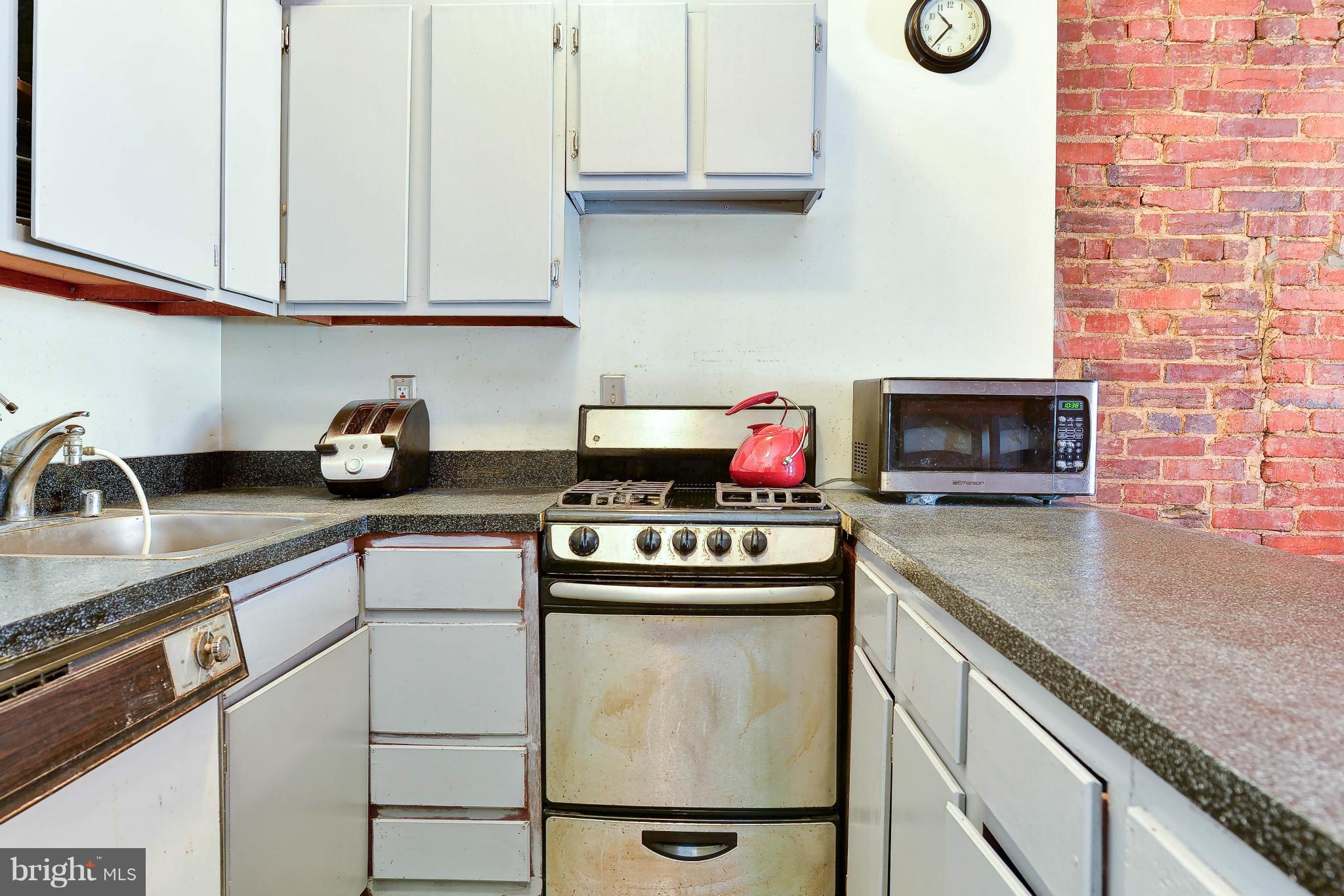 409 H Street Northeast Washington, DC 20002 - Photo 15 of 30 Kitchen