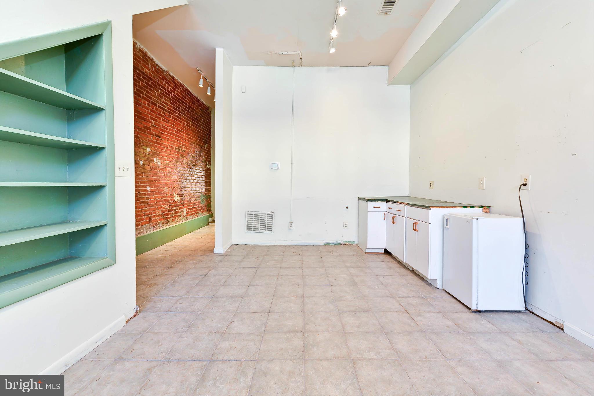 409 H Street Northeast Washington, DC 20002 - Photo 5 of 30 Interior (General)