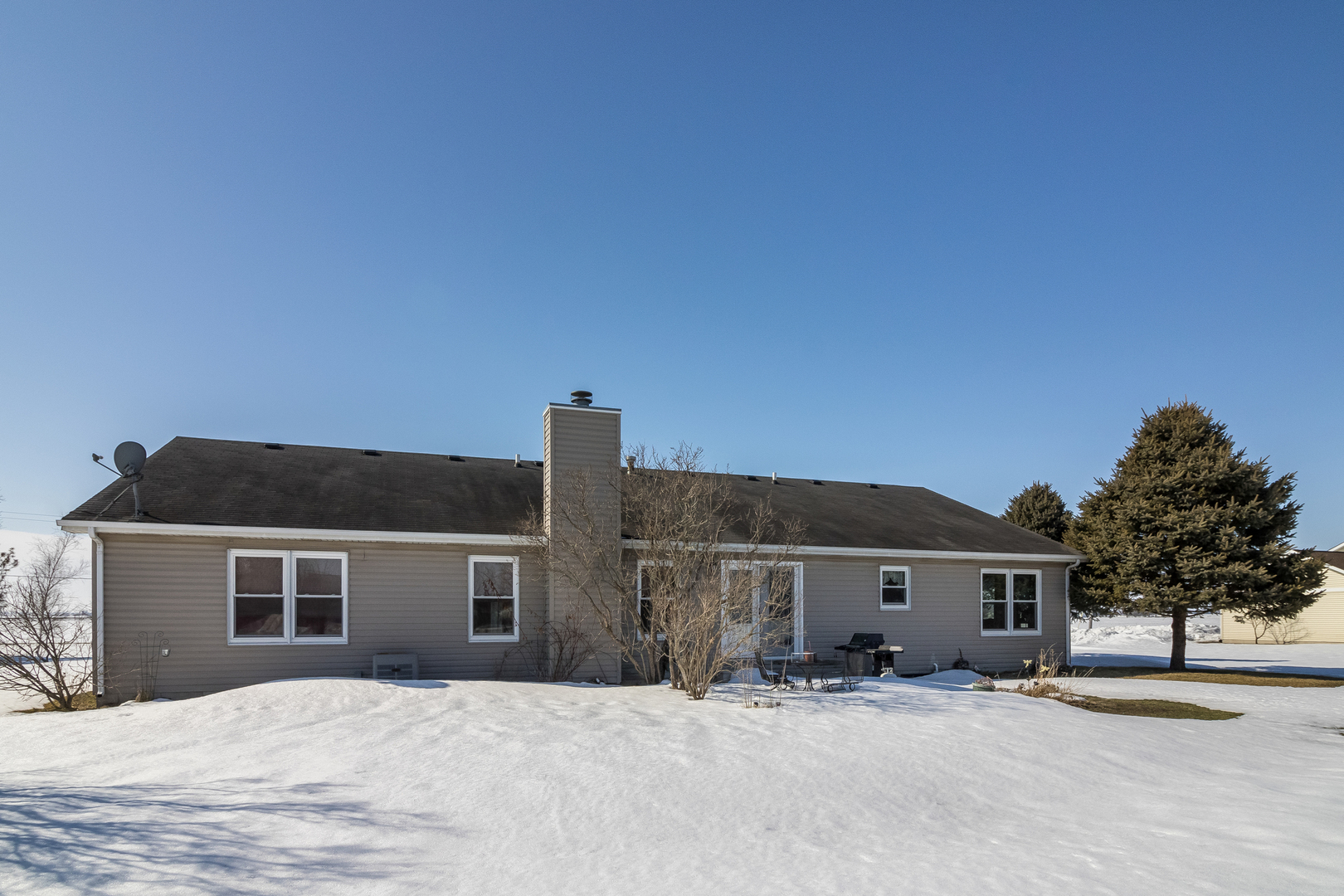 9606 Rimsnider Road Hinckley, IL 60520 - Photo 33 of 36