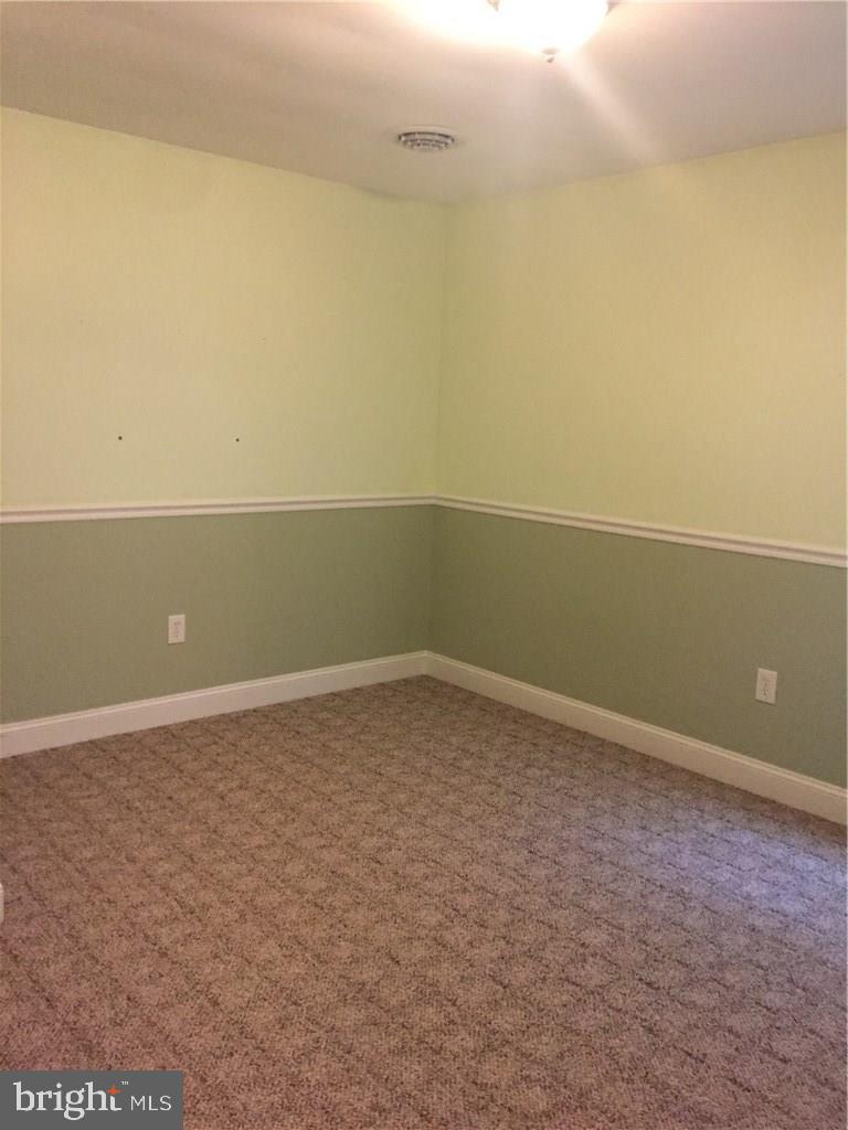 152 Commodore Road Manahawkin, NJ 08050 - Photo 12 of 19 Gallery Image 12