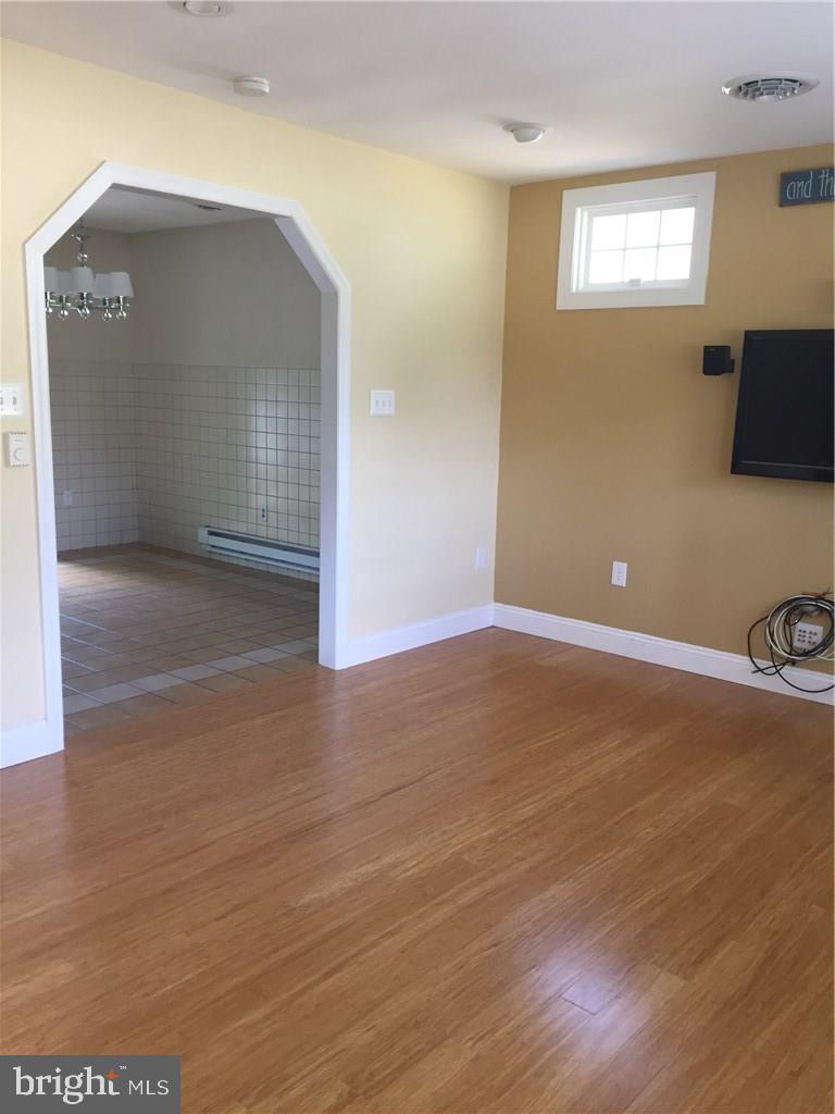 152 Commodore Road Manahawkin, NJ 08050 - Photo 17 of 19 Gallery Image 17