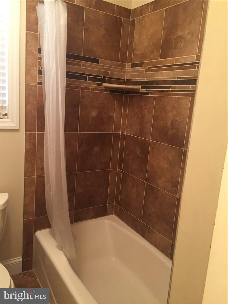 152 Commodore Road Manahawkin, NJ 08050 - Photo 10 of 19 Gallery Image 10
