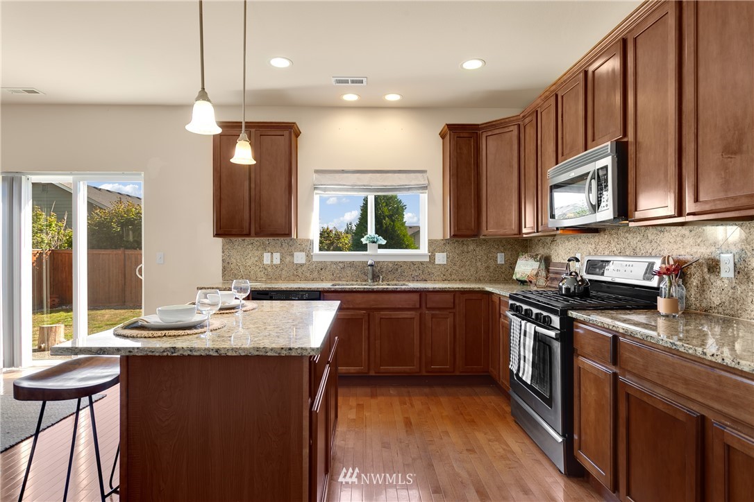 3708 224th Street Southeast Bothell, WA 98021 - Photo 5 of 22