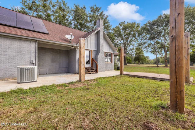 $389,000 | 8012 Coleman Homestead Road, Moss Point, MS 39562