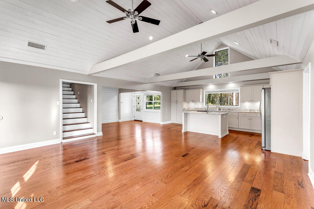 8012 Coleman Homestead Road Moss Point, MS 39562 - Photo 7 of 53 8012ColemanHomesteadRd-13