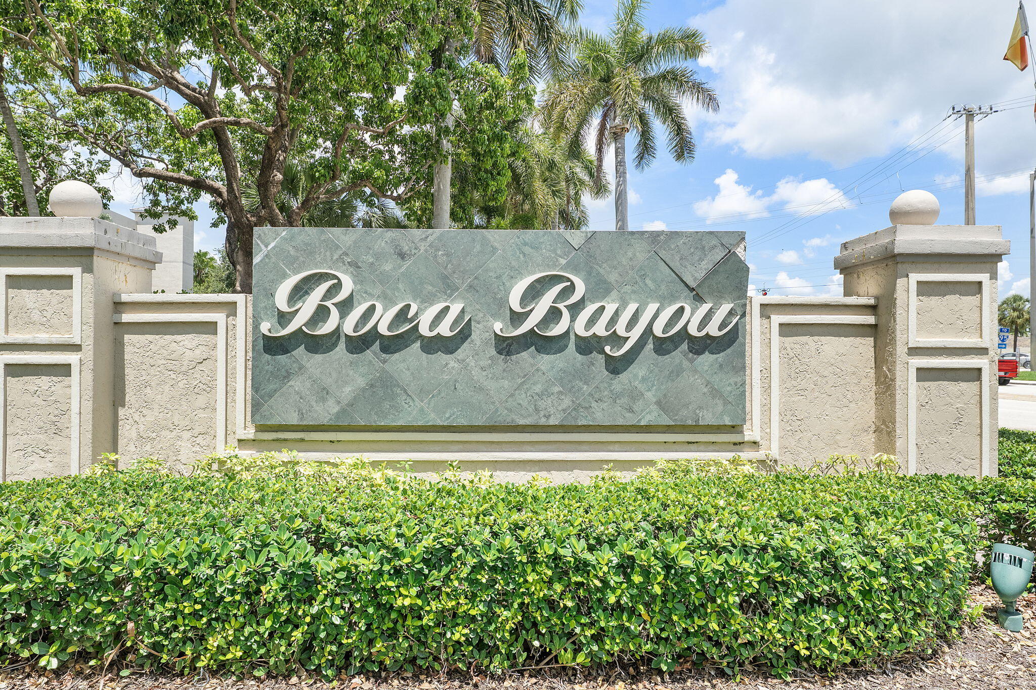 20 Royal Palm Way, Unit 2060 Boca Raton, FL 33432 - Photo 2 of 27 27-web-or-mls-DSC02730