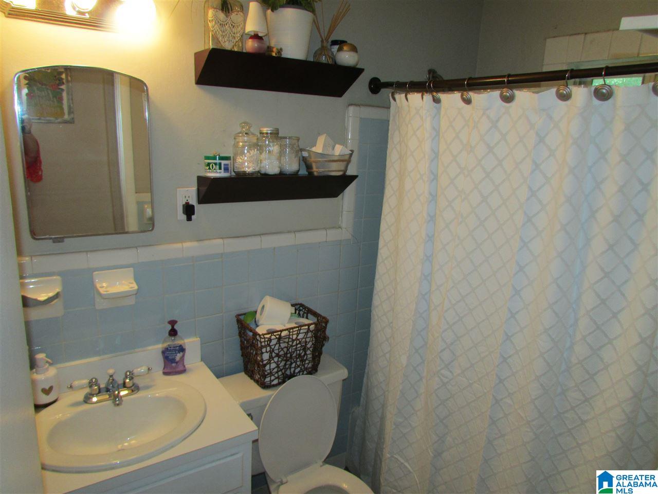 2253 Chapel Hill Road Birmingham, AL 35216 - Photo 6 of 6