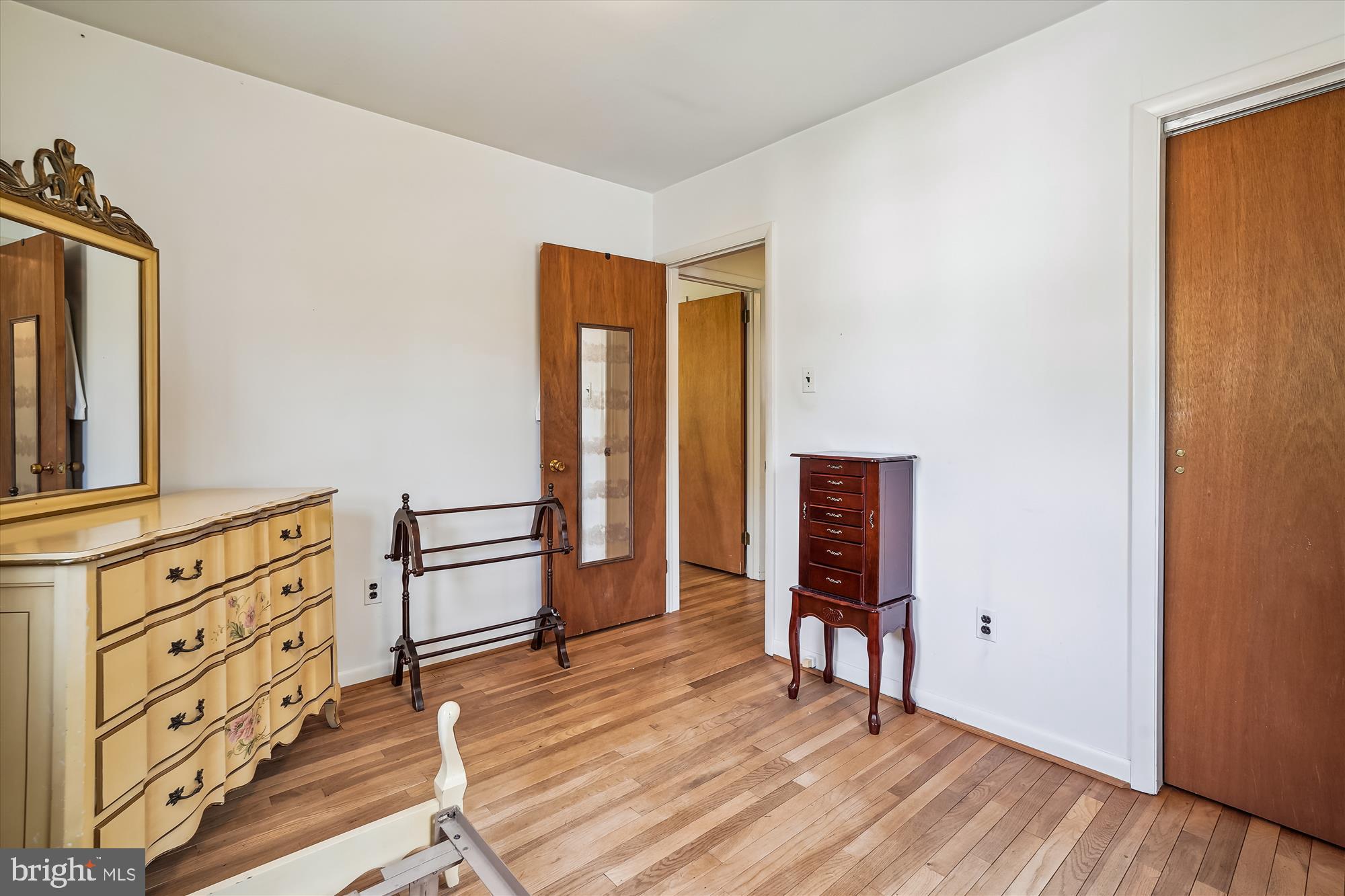 4501 Roberts Road Fairfax, VA 22032 - Photo 17 of 43 2nd BR View