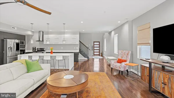 $4,000 | 3145 Baybriar Road, Dundalk, MD 21222