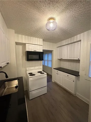 $194,950 | 5403 Woodland Avenue, Kansas City, MO 64110