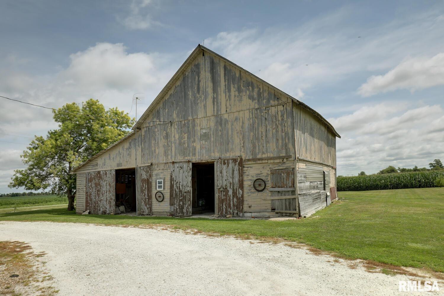 1515 East 1700 N County Road Carthage, IL 62321 - Photo 30 of 33 Gallery Image 30
