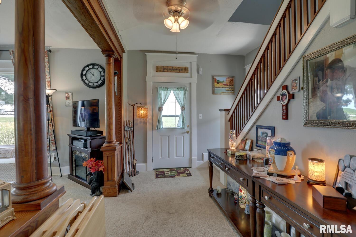 1515 East 1700 N County Road Carthage, IL 62321 - Photo 3 of 33 Gallery Image 3
