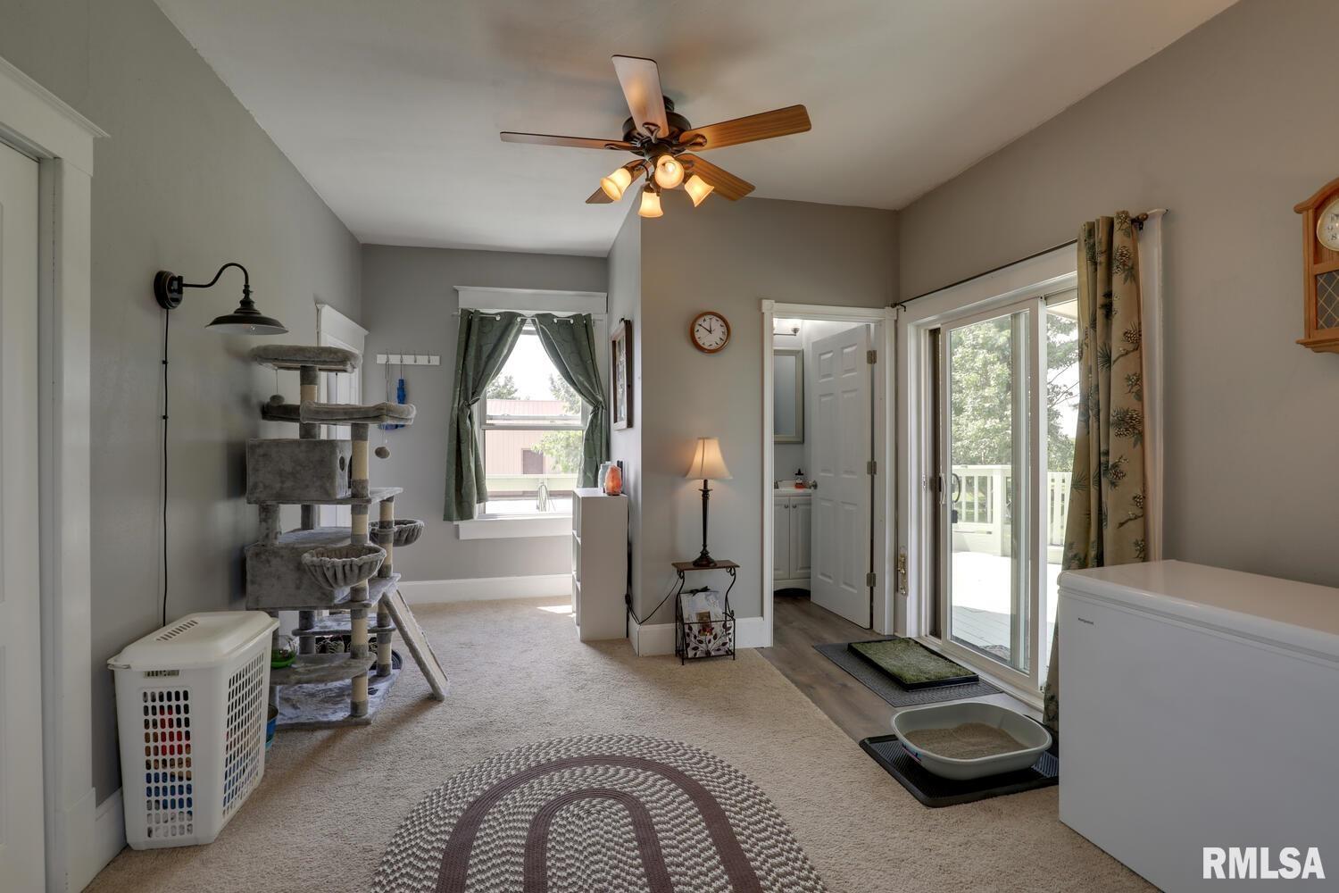 1515 East 1700 N County Road Carthage, IL 62321 - Photo 8 of 33 Gallery Image 8