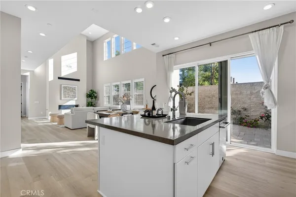 $1,690,000 | 111 Fremont, Lake Forest, CA 92630