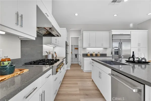 $1,690,000 | 111 Fremont, Lake Forest, CA 92630