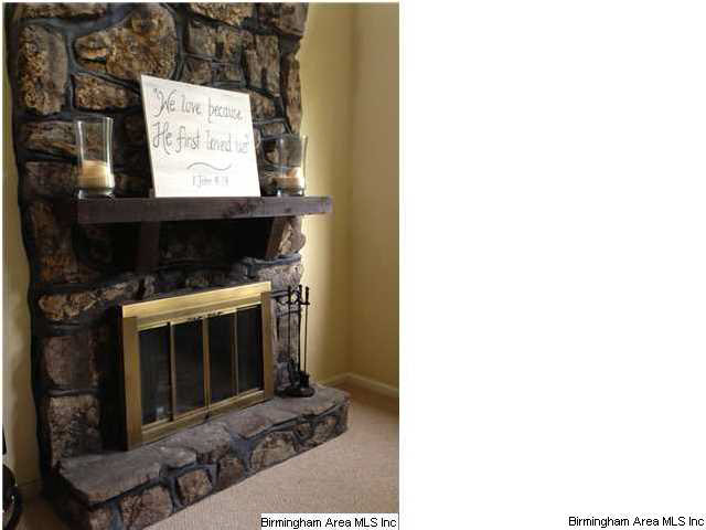 140 Maple Street Alabaster, AL 35114 - Photo 4 of 30 Gallery Image 4