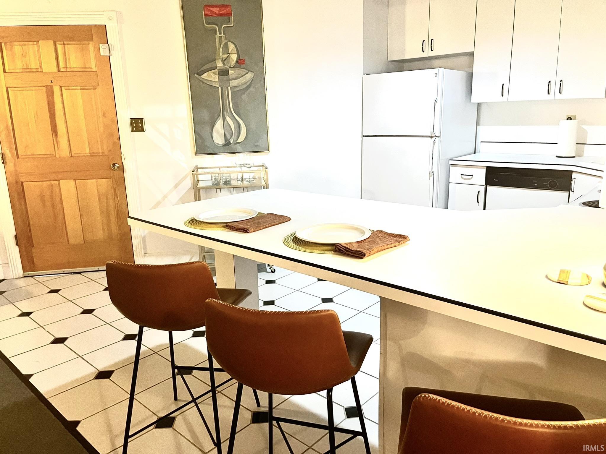 915 Main Street, Unit 601 Evansville, IN 47708 - Photo 3 of 12