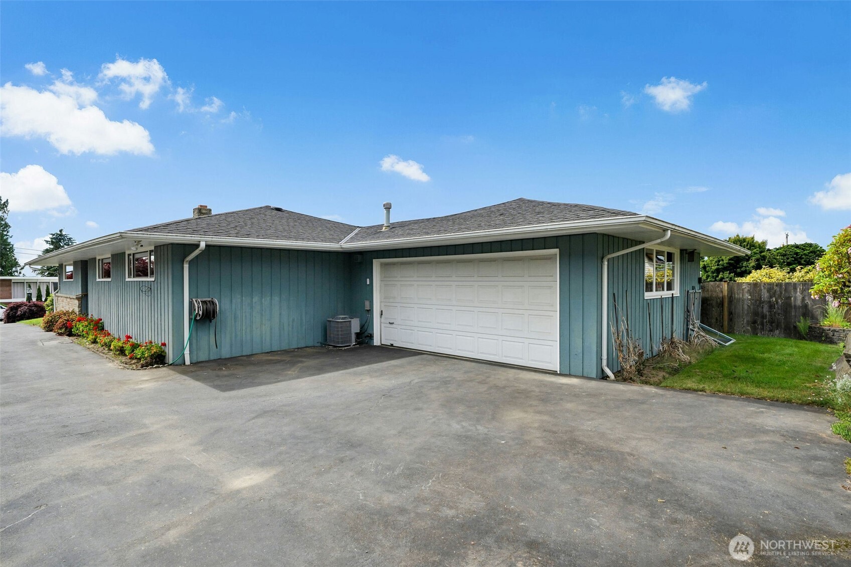 507 View Ridge Drive Everett, WA 98203 - Photo 27 of 30