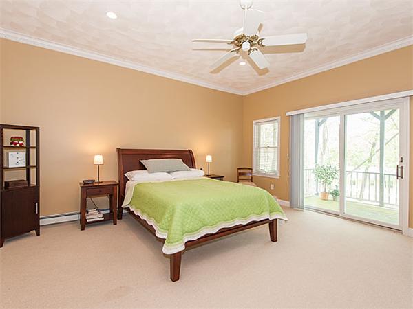 149 County Road Reading, MA 01867 - Photo 13 of 28 Gallery Image 13