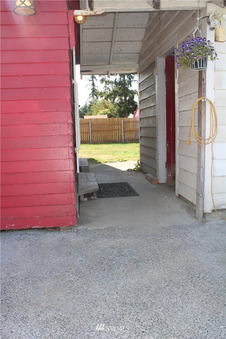 22546 Rhodes Road Sedro-Woolley, WA 98284 - Photo 14 of 16 Gallery Image 14