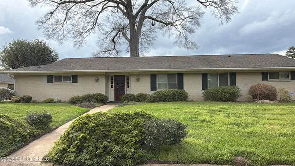 $210,000 | 213 Forrest Drive, Natchez, MS 39120