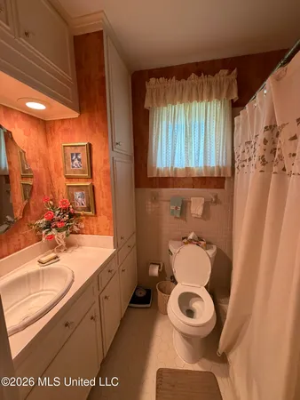 $210,000 | 213 Forrest Drive, Natchez, MS 39120