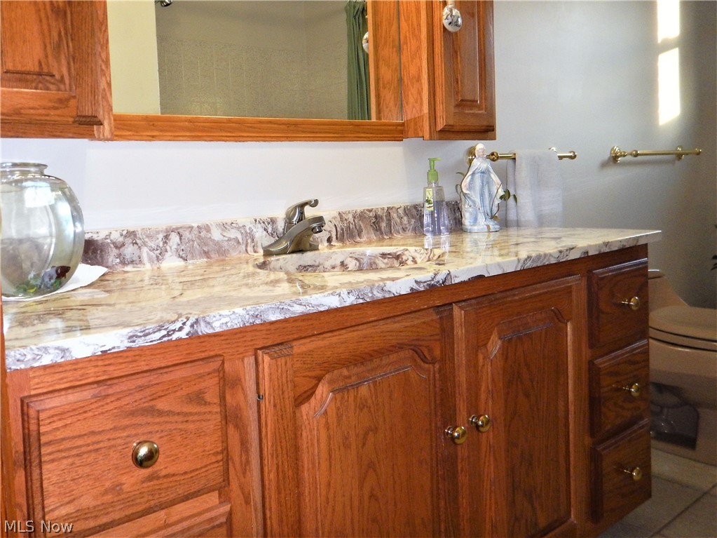 19269 Drake Road Strongsville, OH 44149 - Photo 12 of 33 Gallery Image 12