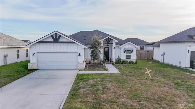 $285,000 | 213 North Janet Circle, La Feria, TX 78559