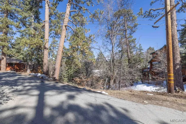 a view of outdoor space